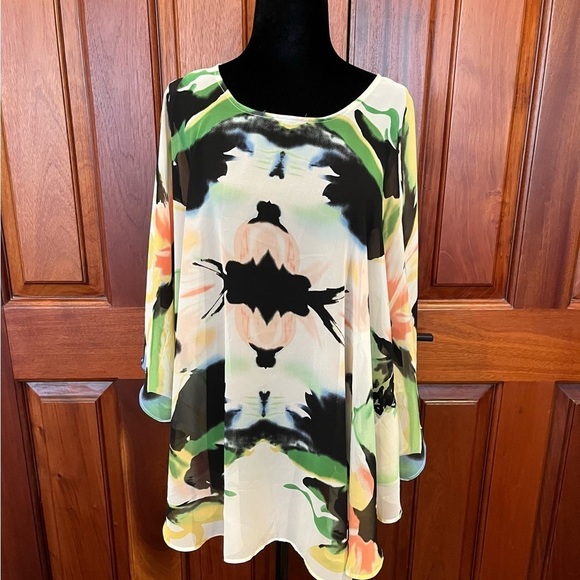 Carmen Marc Valvo Poncho Top Womens Lightweight Sheer Chiffon Angel Sleeve - Picture 2 of 7